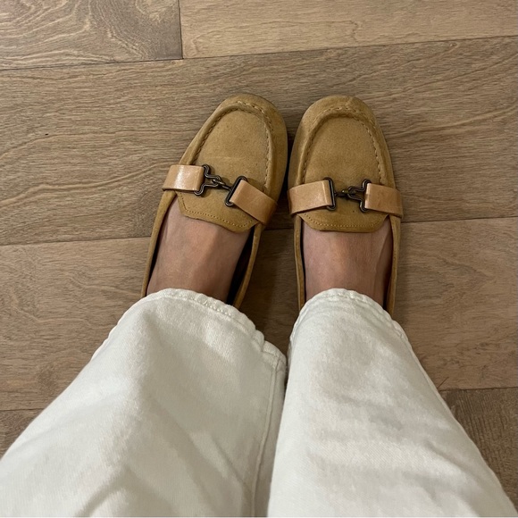 UGG Women’s Leather Moccasins in Tawny, Size 7, Tan - Picture 9 of 11